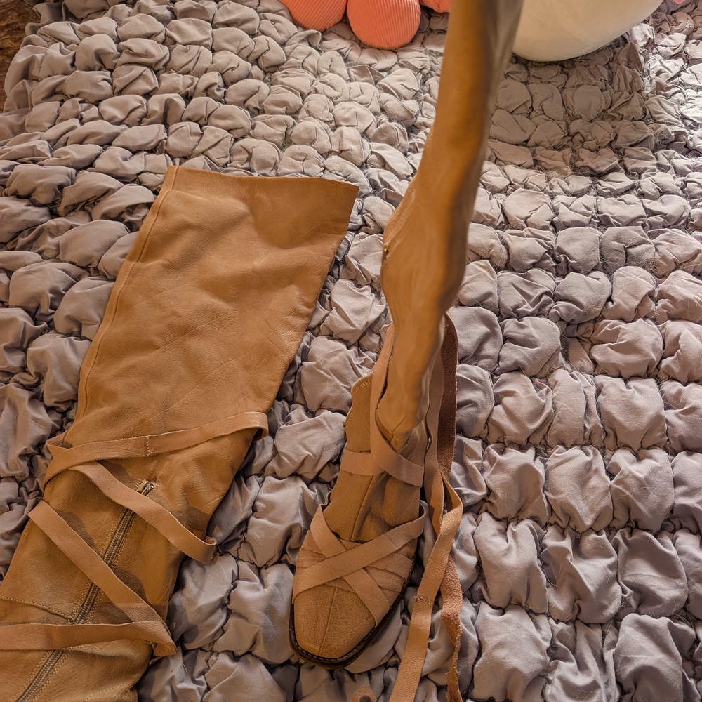 Women's Tan Knee-High Boots - Picture 6 of 10